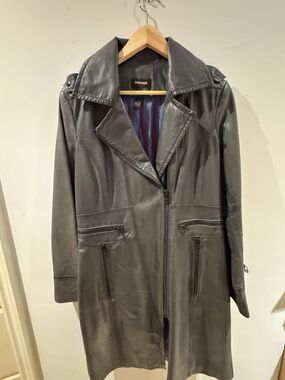 Danier Leather - Women's Charcoal Grey Leather Longline Trench Coat